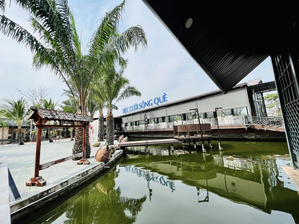 Địa chỉ nhà hàng ở đâu?